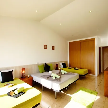 Vila Villa In Areias De Sao Joao Near Praia Da Oura Albufeira